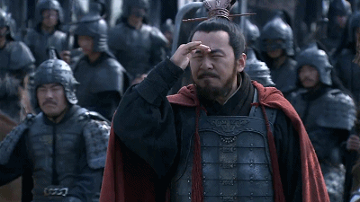 曹操:此人武艺绝对不在吕布之下 刘备怎么这么好命 三国类影视盘点